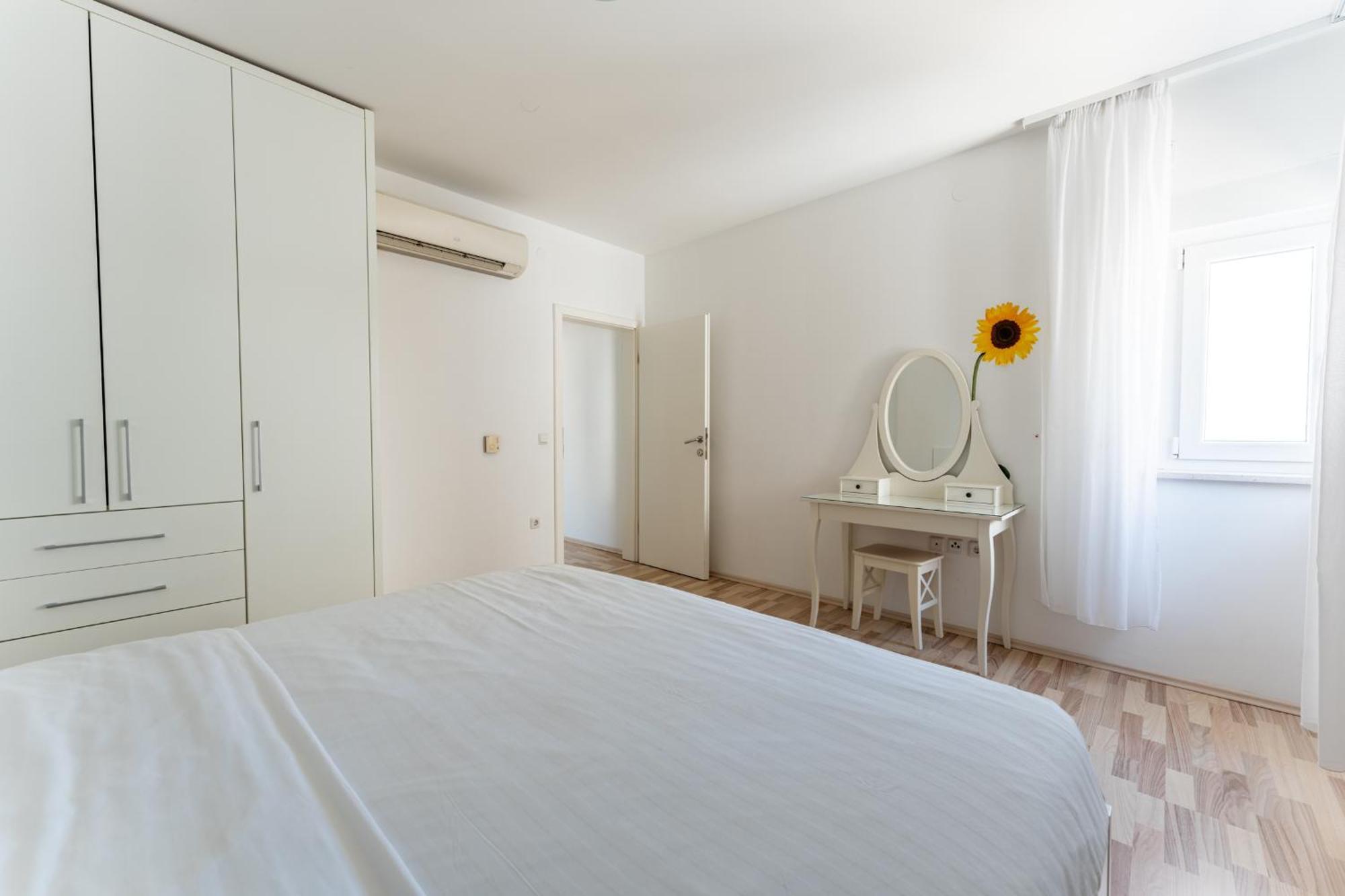 Apartments Barbati Novalja Luaran gambar